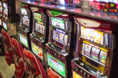 Live table betting interface showing Dragon Tiger cards and stake options